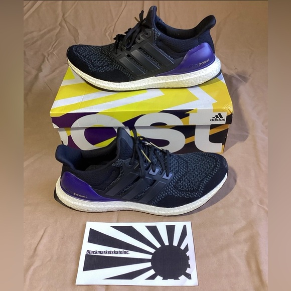 Adidas UltraBoost 1.0 OG Black Gold Purple Men's Size 10.5 - Picture 1 of 7